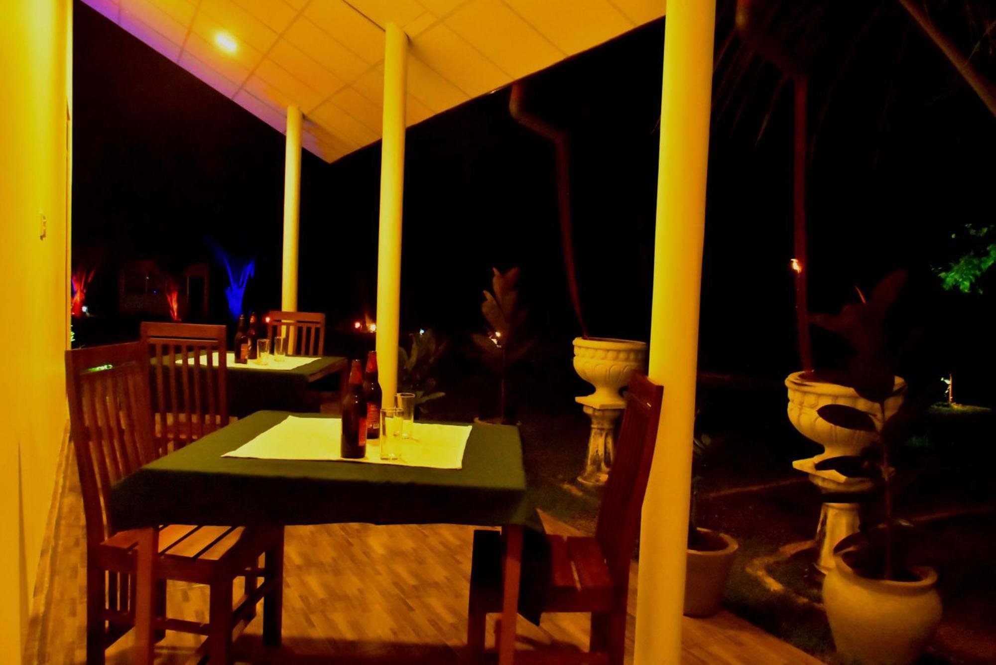 Lake Forest Lodge Udawalawe Dış mekan fotoğraf